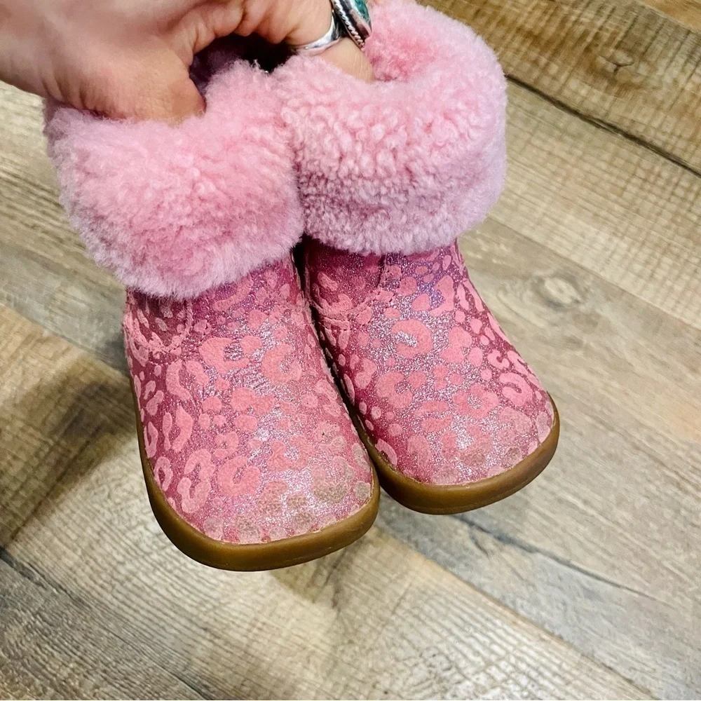 UGG Jorie II Glitter Leopard Boots in Pink